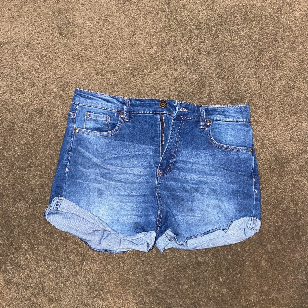 Ultra High Waist Denim Hotpants